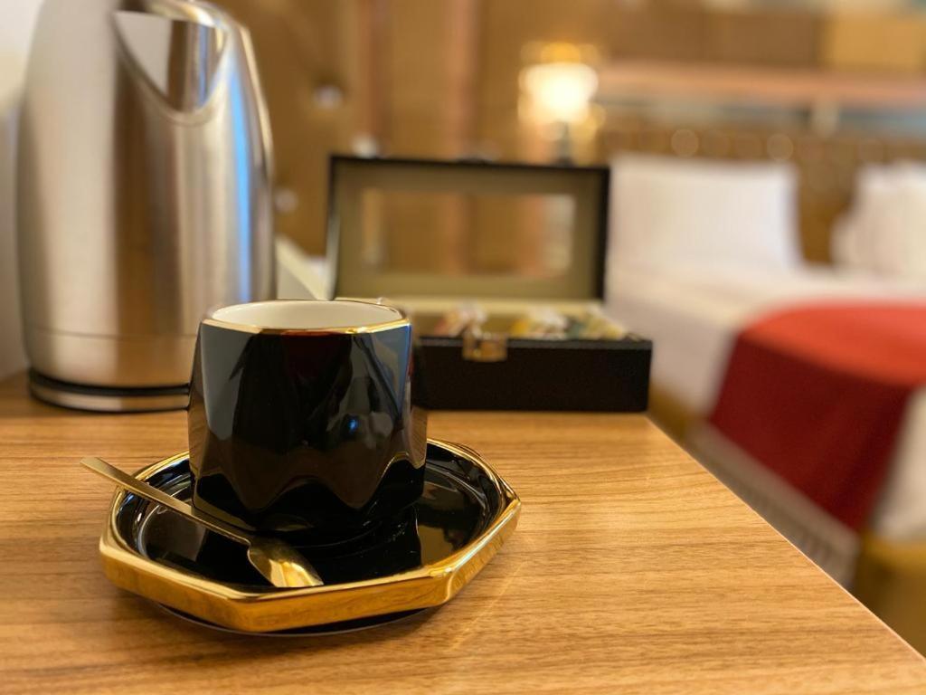 Vila Imperial One Luxury Boutique Hotel Фэгэраш Экстерьер фото