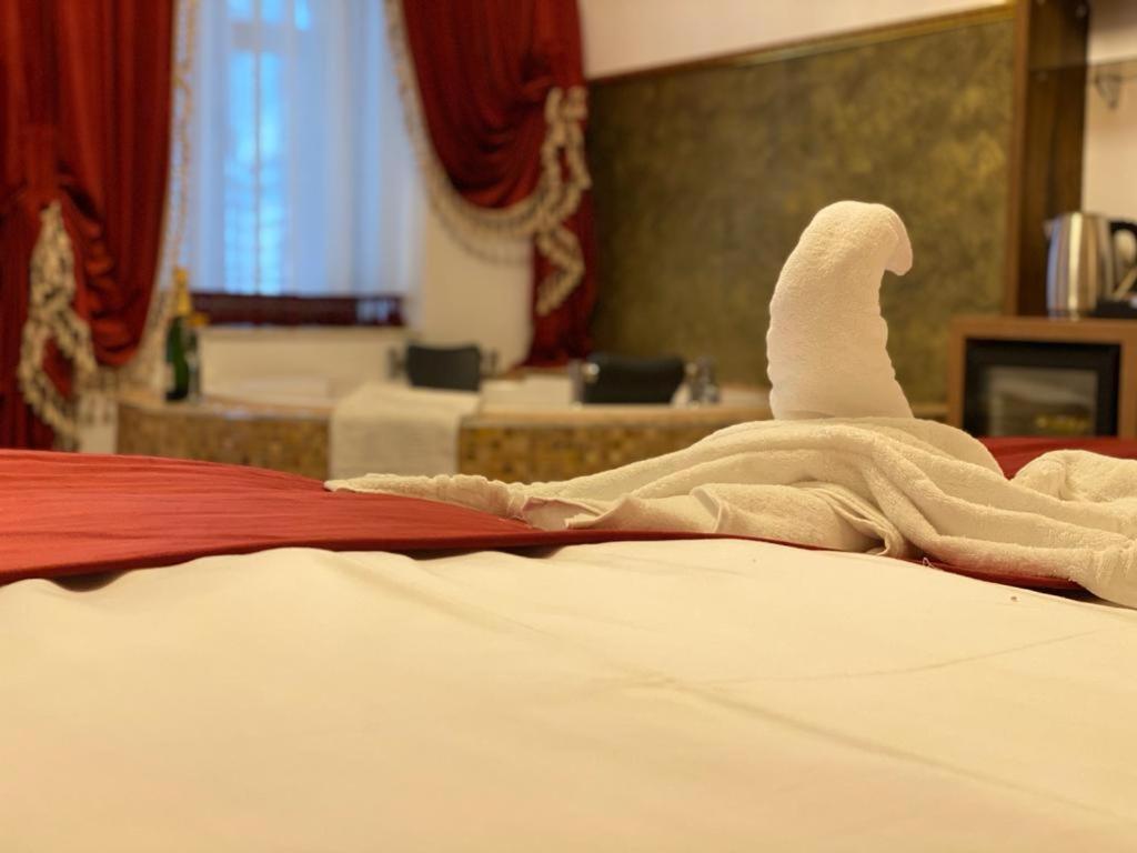 Vila Imperial One Luxury Boutique Hotel Фэгэраш Экстерьер фото