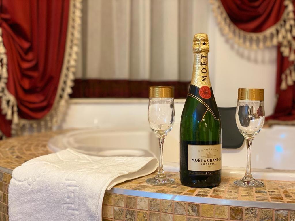 Vila Imperial One Luxury Boutique Hotel Фэгэраш Экстерьер фото